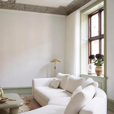 Sj Ξενοδοχείο *